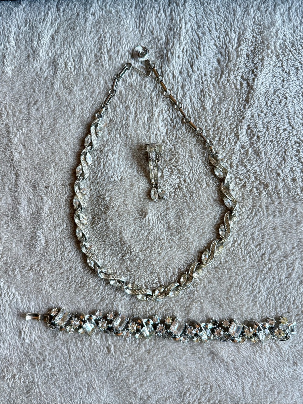 Elegant Vintage Silver Tone Costume Jewelry Set